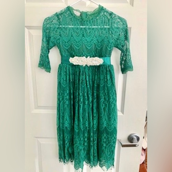 Green Lace Dress - Picture 1 of 1